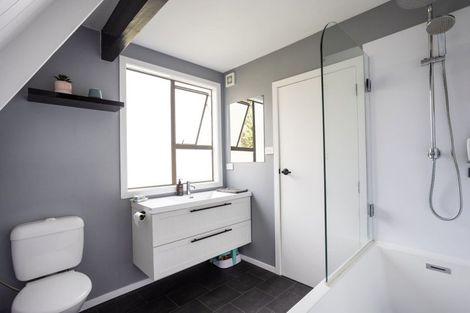 Photo of property in 28 Canberra Place, Waldronville, Dunedin, 9018