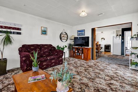 Photo of property in 32 Brown Street, Inglewood, 4330