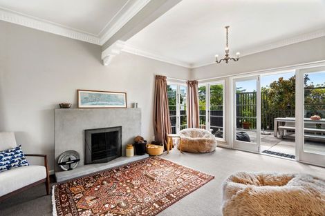 Photo of property in 63 Napier Terrace, Hospital Hill, Napier, 4110