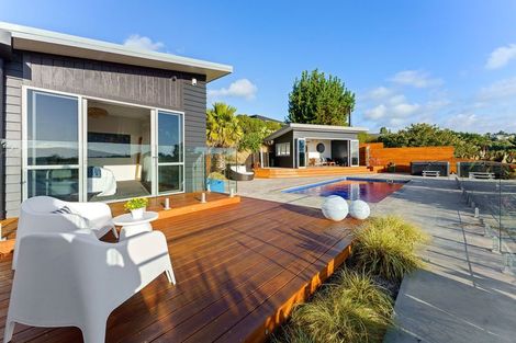 Photo of property in 36 Raukawa Road, Peka Peka, Waikanae, 5391