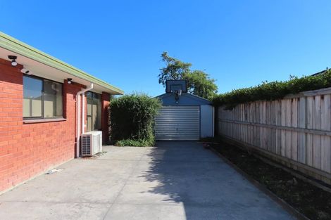 Photo of property in 2/6 Florance Place, Parklands, Christchurch, 8083
