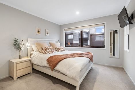 Photo of property in 8 Killick Place, Long Bay, Auckland, 0630