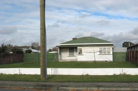 Photo of property in 133 Sawyers Arms Road, Northcote, Christchurch, 8052