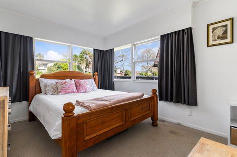 Photo of property in 16 Ashdown Place, Pahurehure, Papakura, 2113