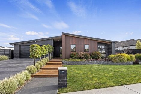 Photo of property in 7 Westpark Boulevard, Rangiora, 7400
