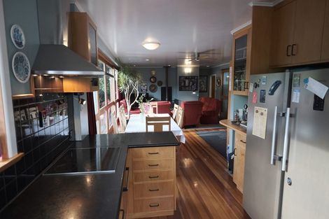 Photo of property in 139 Hine Road, Wainuiomata, Lower Hutt, 5014