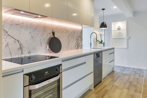 Photo of property in 1/9 Brian Avenue, Forrest Hill, Auckland, 0620