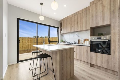 Photo of property in 39 Matakohe Road, Westgate, Auckland, 0814