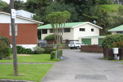 Photo of property in 6b Brixham Place, Merrilands, New Plymouth, 4312