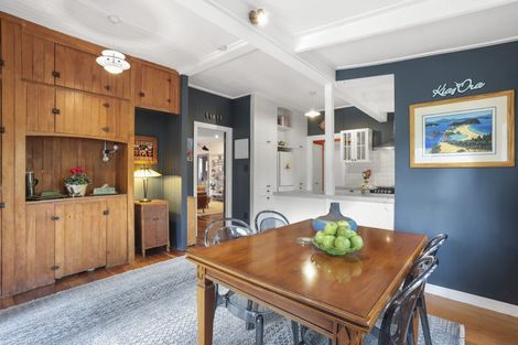 Photo of property in 324 Titirangi Road, Titirangi, Auckland, 0604