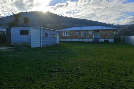 Photo of property in 24 Leslie Avenue, Western Heights, Rotorua, 3015