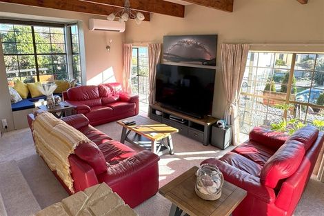 Photo of property in 2 Stanton Crescent, Karoro, Greymouth, 7805