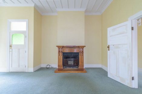 Photo of property in 100 Halcombe Road, Feilding, 4775