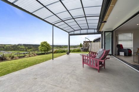 Photo of property in 32 Varsity Heights, Fitzherbert, Palmerston North, 4410