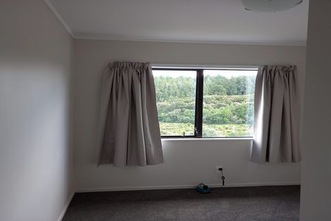 Photo of property in 2/7 Kitewao Street, Northcote, Auckland, 0627