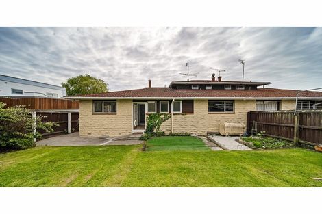 Photo of property in 2/160 Centaurus Road, Saint Martins, Christchurch, 8022