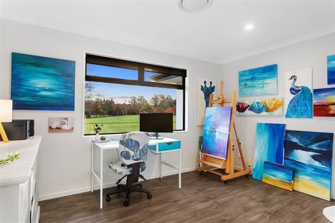 Photo of property in 8 Te Haunui Lane, Pegasus, 7612