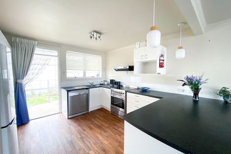 Photo of property in 4 Rosalind Street, Stratford, 4332