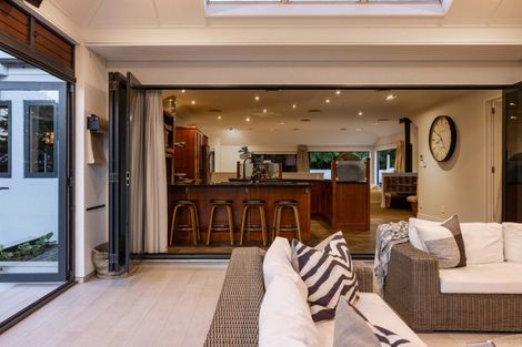 Photo of property in 36 Napier Street, Jervoistown, Napier, 4112