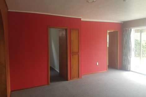 Photo of property in 2 Battiscombe Terrace, Waitara, 4320