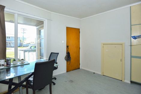 Photo of property in 1 Oxford Street, Kaiti, Gisborne, 4010