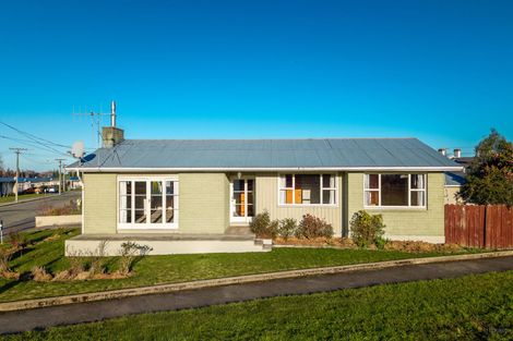 Photo of property in 2 Kennedy Crescent, Waimate, 7924