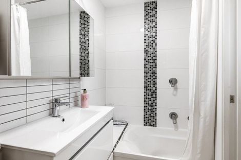 Photo of property in 497b Te Moana Road, Waikanae, 5036