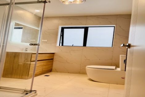 Photo of property in 32 Auranga Drive, Karaka, Papakura, 2113