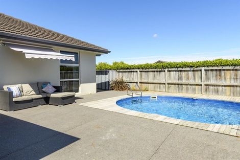 Photo of property in 124 Castlewold Drive, Bethlehem, Tauranga, 3110