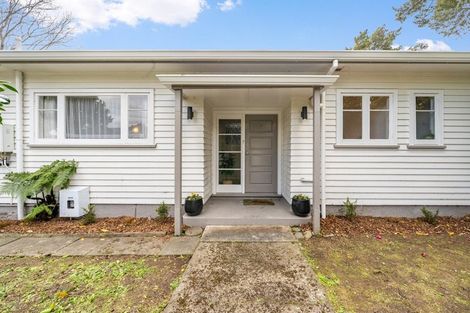Photo of property in 2 Wood Street, Wallaceville, Upper Hutt, 5018