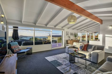 Photo of property in 118 Bleakhouse Road, Mellons Bay, Auckland, 2014