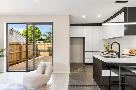 Photo of property in 47c Bruce Mclaren Road, Henderson, Auckland, 0612