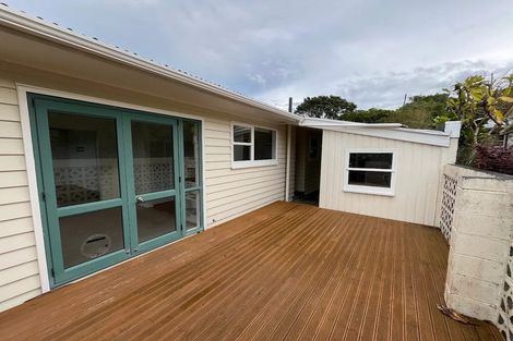 Photo of property in 49 Prospect Terrace, Johnsonville, Wellington, 6037