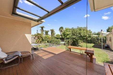 Photo of property in 14 Brocas Avenue, Hillcrest, Hamilton, 3216