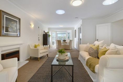 Photo of property in 2/8 Pierce Road, Milford, Auckland, 0620