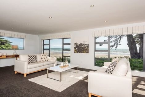 Photo of property in 23 Groves Road, Raumati Beach, Paraparaumu, 5032
