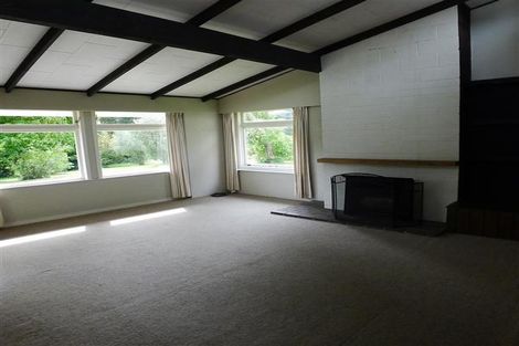 Photo of property in 225 Hanham Road, Kumeu, 0891