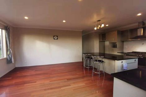 Photo of property in 40 Mandeville Place, Unsworth Heights, Auckland, 0632