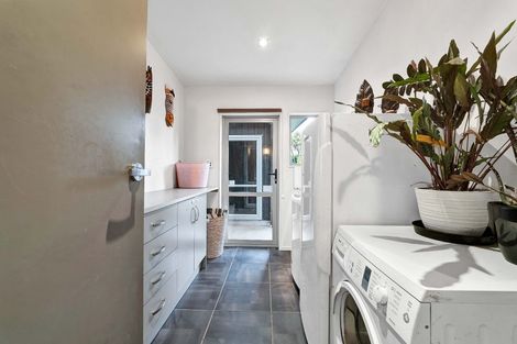 Photo of property in 82 Mawhitiwhiti Road, Normanby, Hawera, 4675