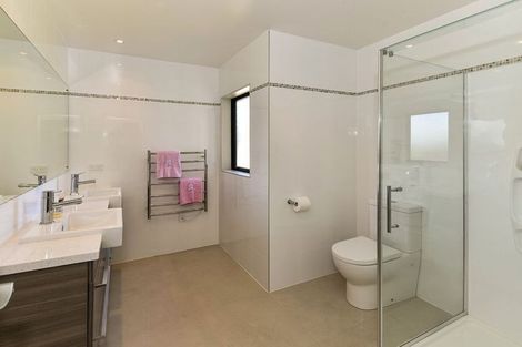 Photo of property in 7 Kuhanui Drive, Karaka, Papakura, 2113