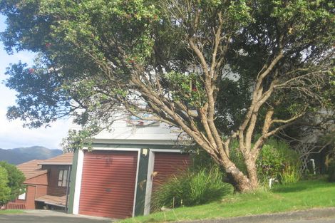 Photo of property in 7 Harbour View Road, Harbour View, Lower Hutt, 5010