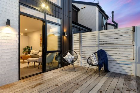 Photo of property in 7b Reg Pearce Way, Glen Innes, Auckland, 1072