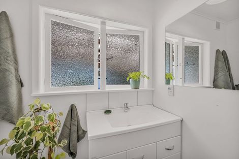 Photo of property in 22 Darwin Crescent, Maraenui, Napier, 4110