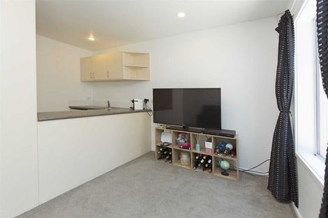 Photo of property in 16/30 John Jennings Drive, Oteha, Auckland, 0632