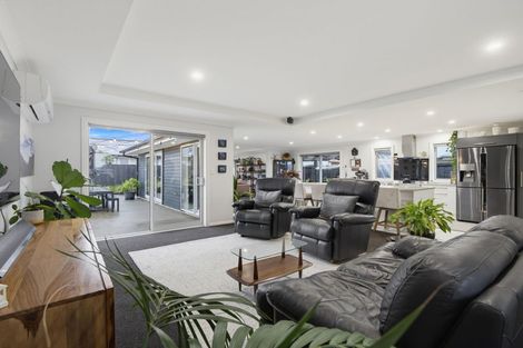 Photo of property in 64 Cassino Street, Rangiora, 7400