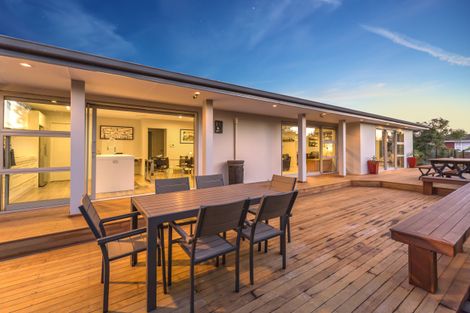 Photo of property in 1 Paikea Place, Somerfield, Christchurch, 8024