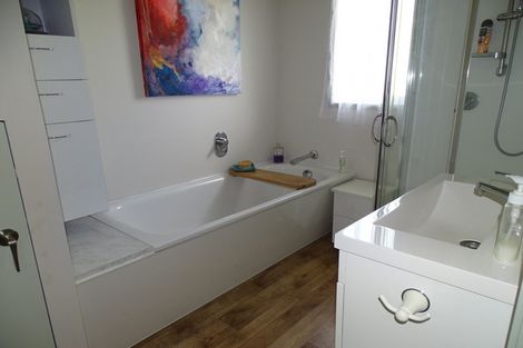 Photo of property in 18 Railway Street, Paeroa, 3600