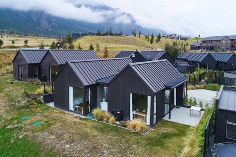 Photo of property in 13 Kotuku Lane, Jacks Point, Queenstown, 9371