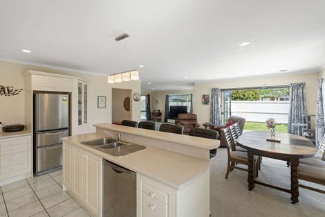 Photo of property in 4 Sentinel Place, Halswell, Christchurch, 8025