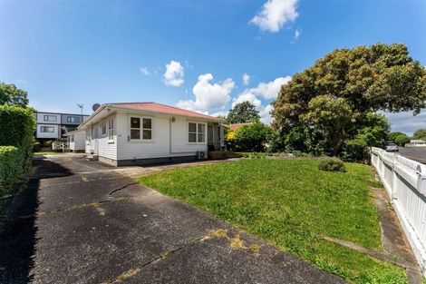 Photo of property in 10 Te Kanawa Crescent, Henderson, Auckland, 0610